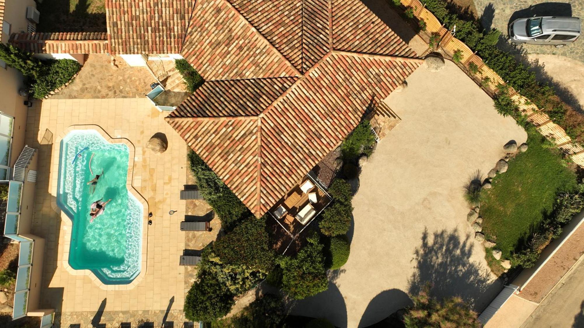 Villas Cala Corsa - 3 Et 4 Chambres - Cala Rossa Porto-Vecchio - Villas Entierement Climatisees Avec Piscine Chauffee Partagee Et Piscines Privees - Internet Gratuit 外观 照片