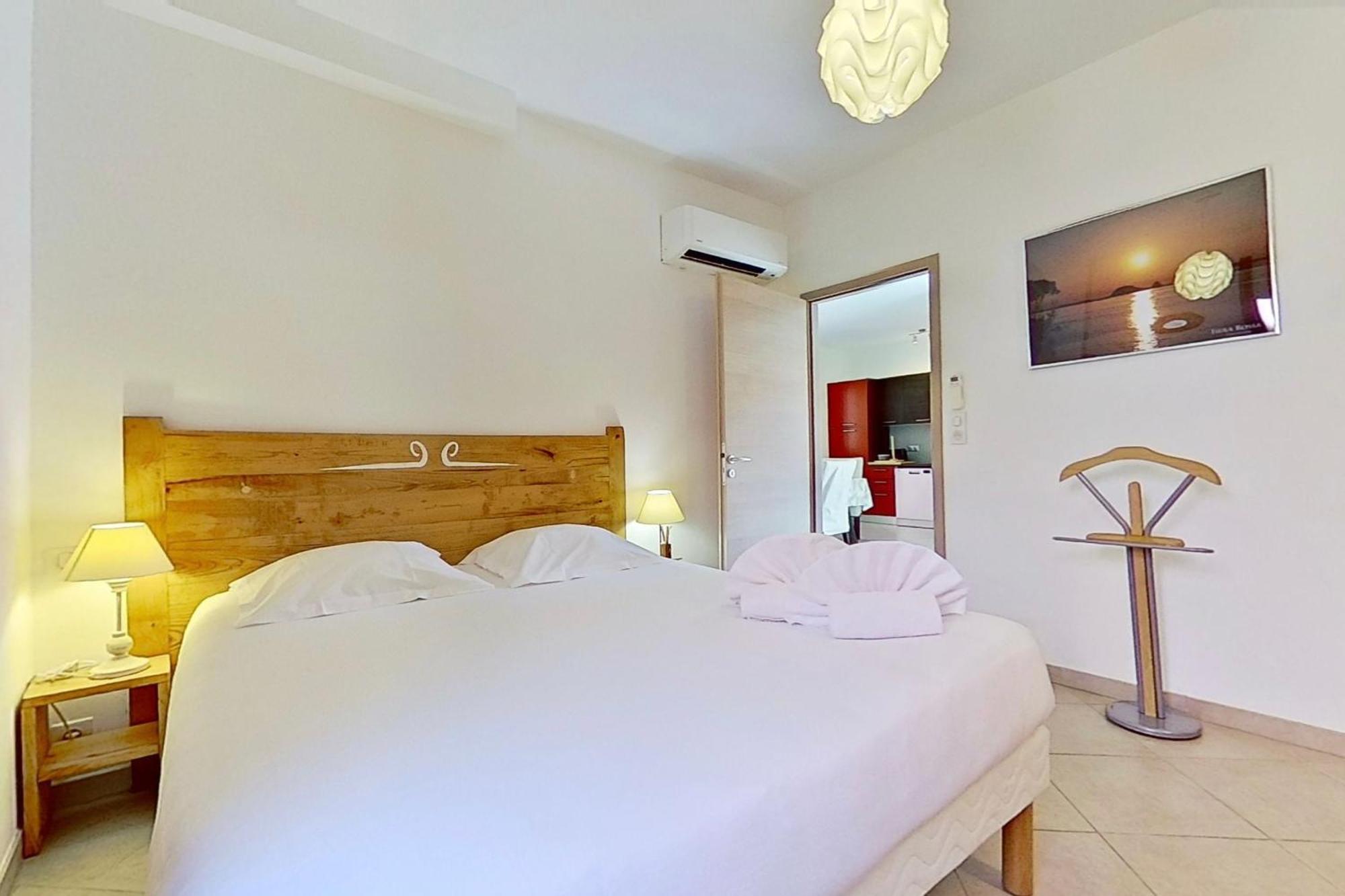 Villas Cala Corsa - 3 Et 4 Chambres - Cala Rossa Porto-Vecchio - Villas Entierement Climatisees Avec Piscine Chauffee Partagee Et Piscines Privees - Internet Gratuit 外观 照片