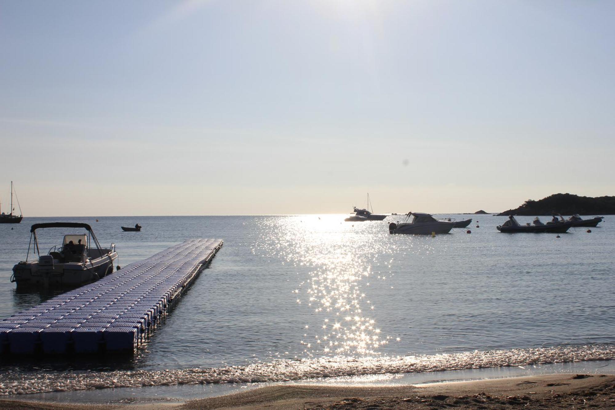 Villas Cala Corsa - 3 Et 4 Chambres - Cala Rossa Porto-Vecchio - Villas Entierement Climatisees Avec Piscine Chauffee Partagee Et Piscines Privees - Internet Gratuit 外观 照片