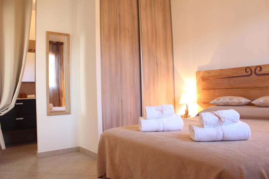 Villas Cala Corsa - 3 Et 4 Chambres - Cala Rossa Porto-Vecchio - Villas Entierement Climatisees Avec Piscine Chauffee Partagee Et Piscines Privees - Internet Gratuit 外观 照片
